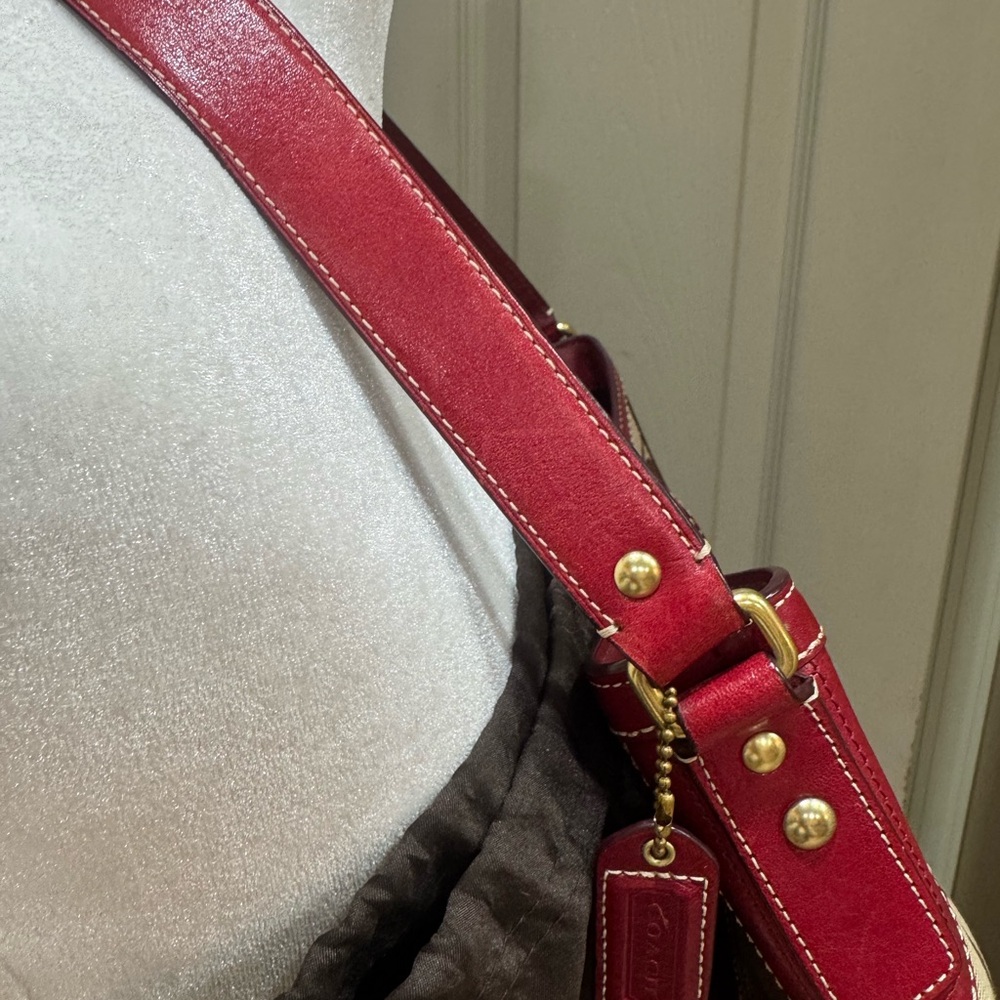 Vintage COACH Hampton Signature Monogram Shoulder Bag With Red Leather Handbag - Picture 13 of 16